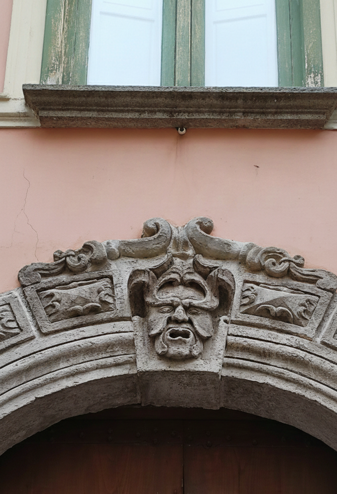 Ciondolo Mascherone di Palazzo Bottiglieri